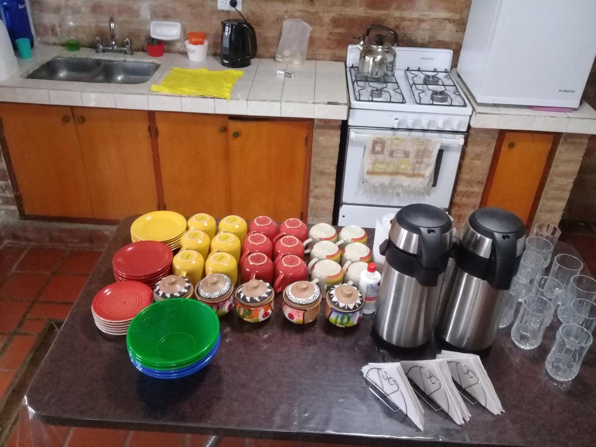 Hostal La Posada De Gervasio Салта Екстериор снимка