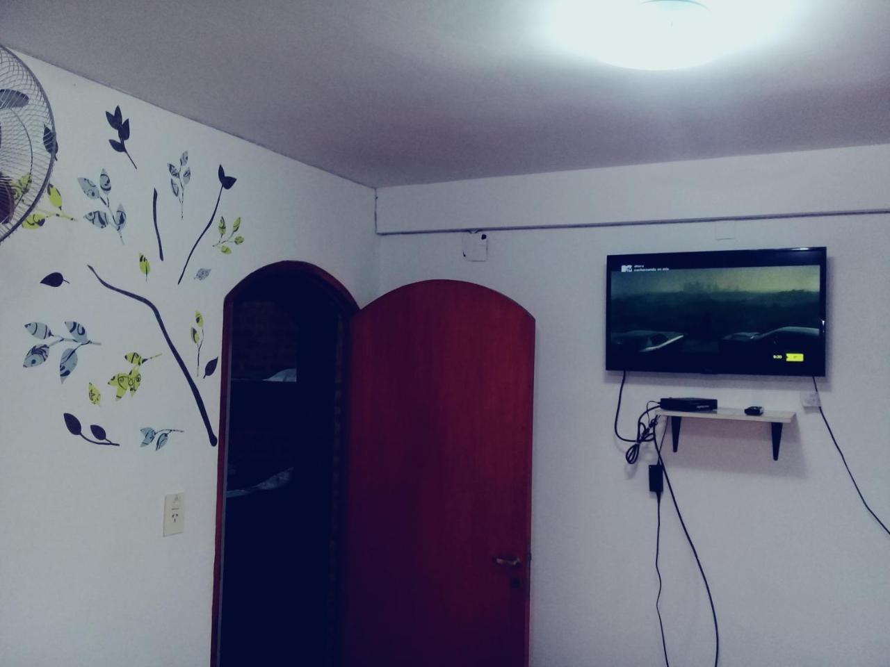 Hostal La Posada De Gervasio Салта Екстериор снимка