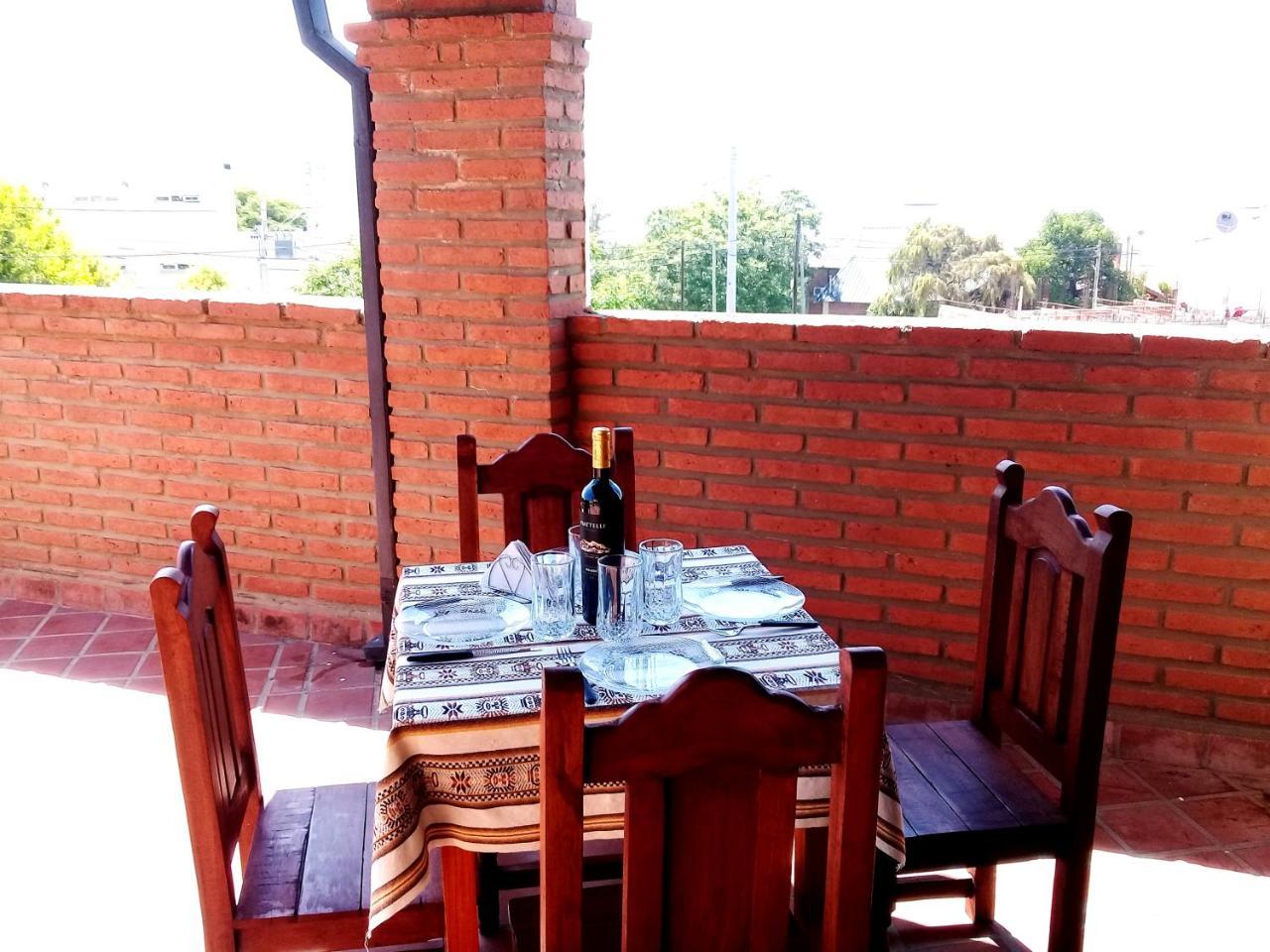 Hostal La Posada De Gervasio Салта Екстериор снимка
